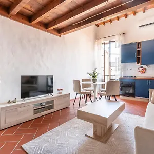Appartement Piazza Santo Spirito Con 2 Matrimoniali, Florence